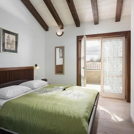 Vakantiehuis Sunny Veligolji