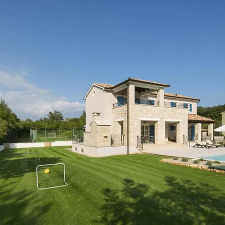Sunny Holiday home